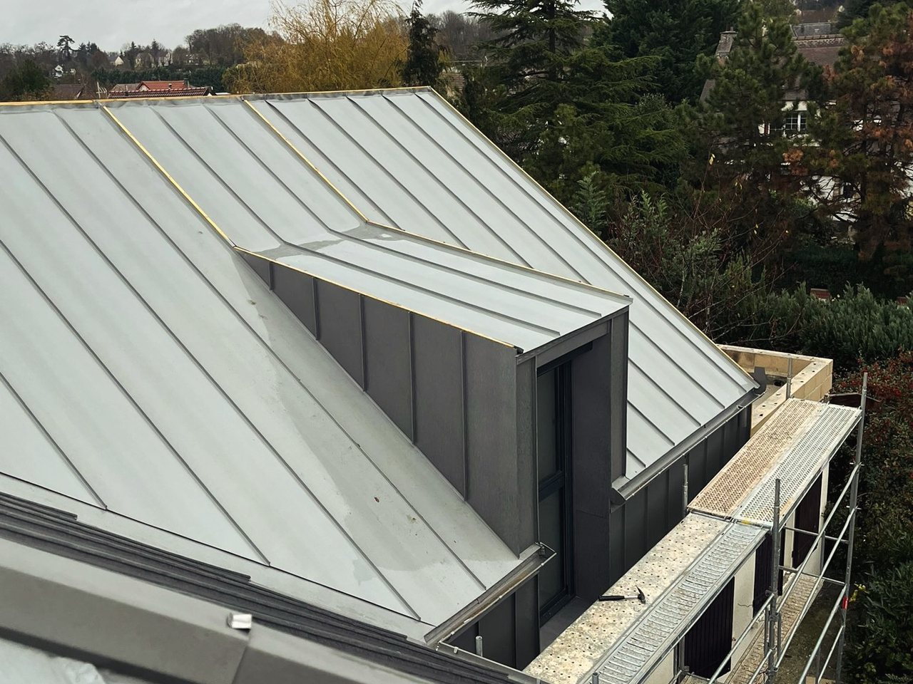 Couverture en zinc terminée